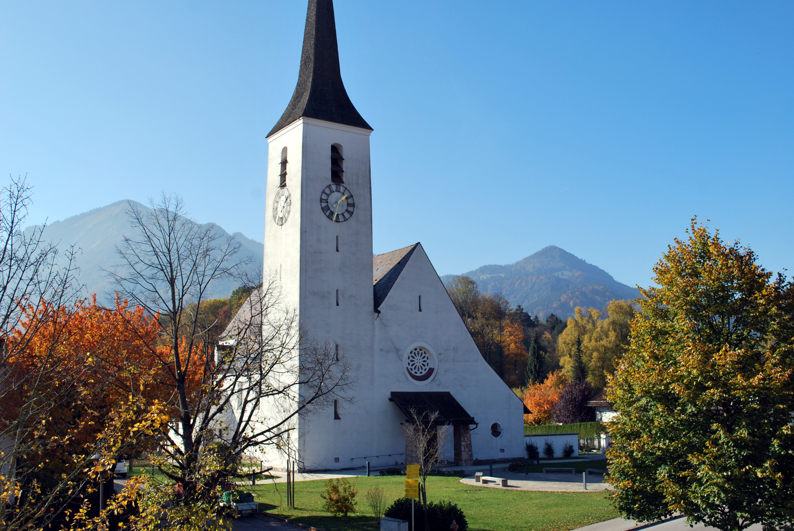 marquartstein-pfarrkirche-zum-kostbaren-blut